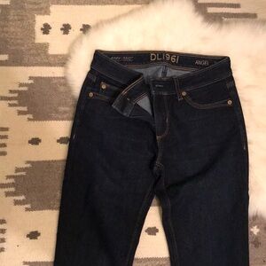 DL1961 Mariner Angel Mid Rise Skinny Ankle size 25